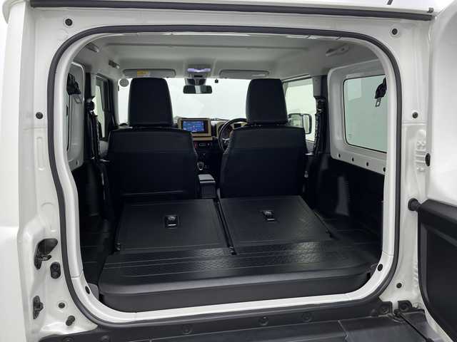 スズキ ジムニー XC 愛知県 2021(令3)年 3.1万km ピュアホワイトP 純正ナビ/・Bluetooth接続/・フルセグTV/・CD/DVD再生機能/USBポート/バックカメラ/ビルトインETC/前席シートヒーター/LEDヘッドライト（オートライト/オートハイビーム）/フォグランプ/純正16インチAW/純正フロアマット/ドアバイザー/衝突被害軽減ブレーキ/車線逸脱警報機能