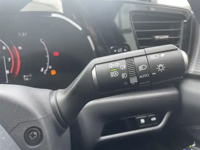 レクサス ＮＸ 350 Fスポーツ 栃木県 2023(令5)年 1.3万km ホワイトノーヴァガラスフレーク ４WD/2.4リッターターボ/寒冷地仕様/パノラミックビューモニター/カラーヘッドアップディスプレイ/パフォーマンスダンパー/NAVI・AI-AVS/ハンズフリーパワーバックドア/Fスポーツ専用本革シート/レクサスセーフティシステム＋/レーダークルーズコントロール/レーントレーシングアシスト/レーンチェンジアシスト/緊急時操舵支援/プリクラッシュセーフティ/プロアクティブドライビングアシスト/オートマチックハイビーム/ドアオープン制御付き安心降車アシスト/フロントクロストラフィックアラート/ブラインドスポットモニター/クリアランスソナー/パーキングサポートブレーキ/ダウンヒルアシスト/パワーシート・シートヒーター・シートベンチレーション(前席)/ステアリングヒーター/AC100V100Wアクセサリーコンセント/14インチディスプレイオーディオ/コネクティッドナビ/フルセグTV/純正ドライブレコーダー(前後)/ETC2.0/純正20インチアルミホイール