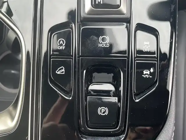 レクサス ＮＸ 350 Fスポーツ 栃木県 2023(令5)年 1.3万km ホワイトノーヴァガラスフレーク ４WD/2.4リッターターボ/寒冷地仕様/パノラミックビューモニター/カラーヘッドアップディスプレイ/パフォーマンスダンパー/NAVI・AI-AVS/ハンズフリーパワーバックドア/Fスポーツ専用本革シート/レクサスセーフティシステム＋/レーダークルーズコントロール/レーントレーシングアシスト/レーンチェンジアシスト/緊急時操舵支援/プリクラッシュセーフティ/プロアクティブドライビングアシスト/オートマチックハイビーム/ドアオープン制御付き安心降車アシスト/フロントクロストラフィックアラート/ブラインドスポットモニター/クリアランスソナー/パーキングサポートブレーキ/ダウンヒルアシスト/パワーシート・シートヒーター・シートベンチレーション(前席)/ステアリングヒーター/AC100V100Wアクセサリーコンセント/14インチディスプレイオーディオ/コネクティッドナビ/フルセグTV/純正ドライブレコーダー(前後)/ETC2.0/純正20インチアルミホイール