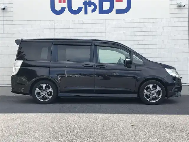 ホンダ ステップワゴン スパーダ S 栃木県 2011(平23)年 7.9万km プレミアムブラキッシュパール 株)IDOMが運営する【じしゃロン小山店】の自社ローン専用車両になります。こちらは現金またはオートローンご利用時の価格です。自社ローンご希望の方は別途その旨お申付け下さい//社外フルセグナビ/（CD/DVD/AM/FMラジオ）/リモコンキー/プッシュスタート/バックカメラ/ＥＴＣ/両側パワースライドドア/パドルシフト/防眩ミラー/電動格納ドアミラー/パワーウインドウ/オートライト