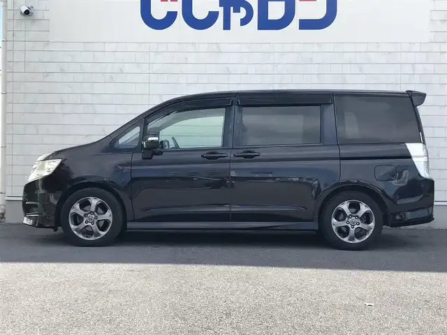 ホンダ ステップワゴン スパーダ S 栃木県 2011(平23)年 7.9万km プレミアムブラキッシュパール 株)IDOMが運営する【じしゃロン小山店】の自社ローン専用車両になります。こちらは現金またはオートローンご利用時の価格です。自社ローンご希望の方は別途その旨お申付け下さい//社外フルセグナビ/（CD/DVD/AM/FMラジオ）/リモコンキー/プッシュスタート/バックカメラ/ＥＴＣ/両側パワースライドドア/パドルシフト/防眩ミラー/電動格納ドアミラー/パワーウインドウ/オートライト