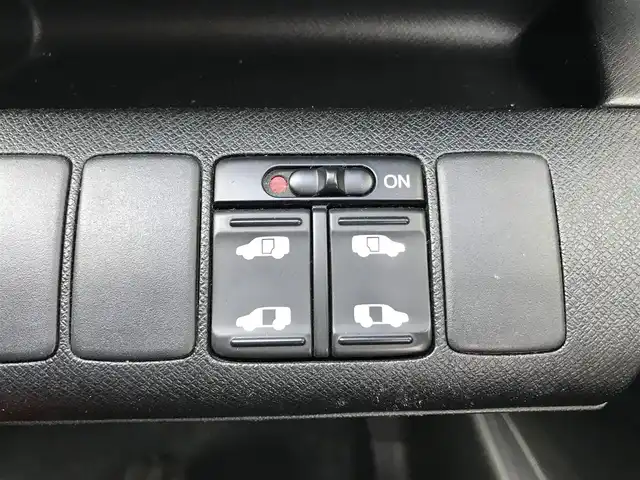 ホンダ ステップワゴン スパーダ S 栃木県 2011(平23)年 7.9万km プレミアムブラキッシュパール 株)IDOMが運営する【じしゃロン小山店】の自社ローン専用車両になります。こちらは現金またはオートローンご利用時の価格です。自社ローンご希望の方は別途その旨お申付け下さい//社外フルセグナビ/（CD/DVD/AM/FMラジオ）/リモコンキー/プッシュスタート/バックカメラ/ＥＴＣ/両側パワースライドドア/パドルシフト/防眩ミラー/電動格納ドアミラー/パワーウインドウ/オートライト