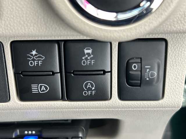 ダイハツ キャスト スタイル X SAⅢ 埼玉県 2021(令3)年 2.3万km ダークエメラルドマイカ スマートアシスト/ナビ/　　CD/DVD/BT/フルセグ/オートライト/ETC/スマートキー×2/禁煙車