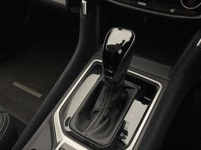 スバル フォレスター スポーツ 宮崎県 2021(令3)年 2.5万km クリスタルホワイトP ワンオーナー/アイサイト/〇プリクラッシュブレーキ/〇ツーリングアシスト/・全車速追従型クルーズコントロール/・車線中央維持・先行車追従操舵機能/〇車線逸脱抑制機能/〇AT誤発進抑制制御/〇AT誤後進抑制制御/〇車線逸脱警報/〇ふらつき警報/〇先行車発進お知らせ/〇定速クルーズコントロール/〇RAB（後退時ブレーキアシスト）/ブラインドスポットモニター/コーナーセンサー/デジタルインナーミラー/純正8インチナビ/フルセグTV/サイド/バックカメラ/ハーフレザーシート/パワーシート/シートヒーター/電動リアゲート/LEDヘッドライト/純正18インチAW/ETC/スマートキー×２/保証書/取扱説明書