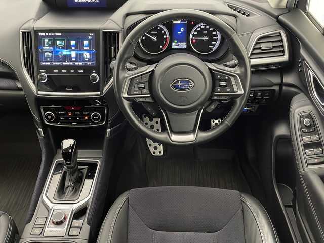 スバル フォレスター スポーツ 宮崎県 2021(令3)年 2.5万km クリスタルホワイトP ワンオーナー/アイサイト/〇プリクラッシュブレーキ/〇ツーリングアシスト/・全車速追従型クルーズコントロール/・車線中央維持・先行車追従操舵機能/〇車線逸脱抑制機能/〇AT誤発進抑制制御/〇AT誤後進抑制制御/〇車線逸脱警報/〇ふらつき警報/〇先行車発進お知らせ/〇定速クルーズコントロール/〇RAB（後退時ブレーキアシスト）/ブラインドスポットモニター/コーナーセンサー/デジタルインナーミラー/純正8インチナビ/フルセグTV/サイド/バックカメラ/ハーフレザーシート/パワーシート/シートヒーター/電動リアゲート/LEDヘッドライト/純正18インチAW/ETC/スマートキー×２/保証書/取扱説明書