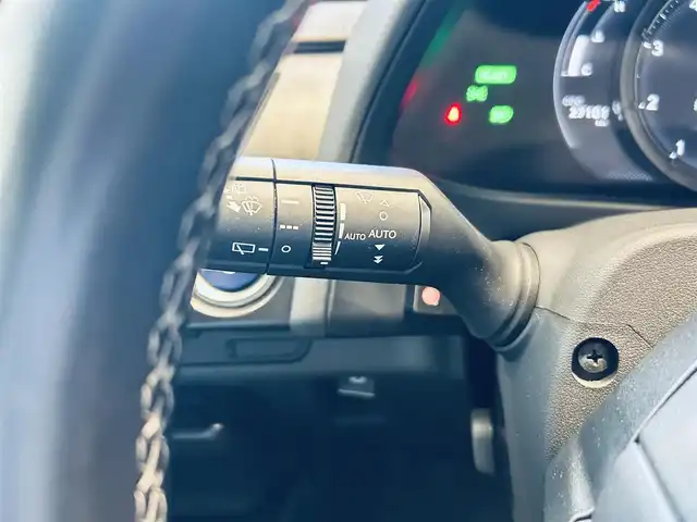 レクサス ＵＸ 250h Fスポーツ 大阪府 2021(令3)年 2.8万km ホワイトノーヴァガラスフレーク 純正ナビ/TV/360度カメラ/ACC/ブラインドスポット/純正18インチAW/LEDヘッドライト/電動リアゲート/クリアランスソナー/レザーシート/パワーシート/シートヒーター/Dシートメモリ/ステアリングヒーター