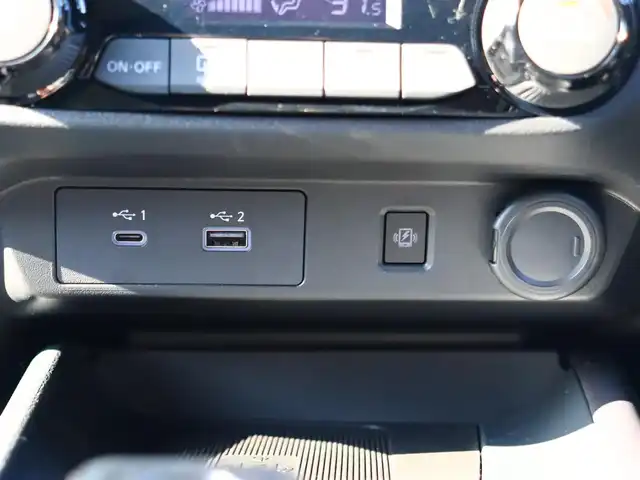 日産 ノート X 福島県 2022(令4)年 0.7万km ピュアホワイトパール  純 正 ナ ビ・フ ル セ グ T V/ ア ラ ウ ン ド ビ ュ ー モ ニ タ ー/ デ ジ タ ル イ ン ナ ー ミ ラ ー/ ド ラ イ ブ レ コ ー ダ ー/ プ ロ パ イ ロ ッ ト/ 置 く だ け 充 電/ E         T         C/ イ ン テ リ キ ー/ フ ォ グ ラ ン プ/ 新　車　保　証　書