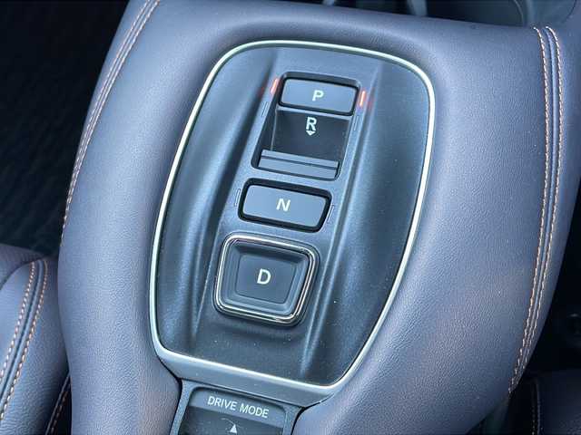 ホンダ ＺＲ－Ｖ ハイブリッド e:HEV Z 道東・釧路十勝 2024(令6)年 0.9万km スーパープラチナグレーメタリック 4WD/ワンオーナー/寒冷地仕様/純正ナビ　/(AM/FM/CD/DVD/BT)/純正ドライブレコーダー　前のみ/ビルトインETC2.0/アラウンドビューモニター/バックカメラ/レザーシート/パワーシート 前席/シートヒーター　前席/ステアリングヒーター/ステアリングスイッチ/シートメモリー/置くだけ充電/BOSEサウンド/新品冬タイヤ積込/純正18インチAW/純正フロアマット/電動リアゲート/MTモード付AT/アイドリングストップ/パーキングアシスト/レーダークルーズコントロール/コーナーセンサー　前後/レーンキープアシスト/ダウンヒルアシスト/オートライト/オートマチックハイビーム/ライトレベライザー/フォグランプ/盗難防止装置/ABS/横滑り防止装置/スペアキー