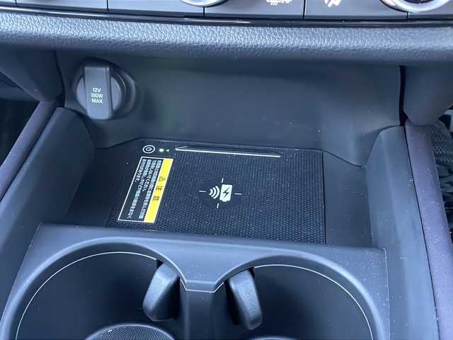 ホンダ ＺＲ－Ｖ ハイブリッド e:HEV Z 道東・釧路十勝 2024(令6)年 0.9万km スーパープラチナグレーメタリック 4WD/ワンオーナー/寒冷地仕様/純正ナビ　/(AM/FM/CD/DVD/BT)/純正ドライブレコーダー　前のみ/ビルトインETC2.0/アラウンドビューモニター/バックカメラ/レザーシート/パワーシート 前席/シートヒーター　前席/ステアリングヒーター/ステアリングスイッチ/シートメモリー/置くだけ充電/BOSEサウンド/新品冬タイヤ積込/純正18インチAW/純正フロアマット/電動リアゲート/MTモード付AT/アイドリングストップ/パーキングアシスト/レーダークルーズコントロール/コーナーセンサー　前後/レーンキープアシスト/ダウンヒルアシスト/オートライト/オートマチックハイビーム/ライトレベライザー/フォグランプ/盗難防止装置/ABS/横滑り防止装置/スペアキー