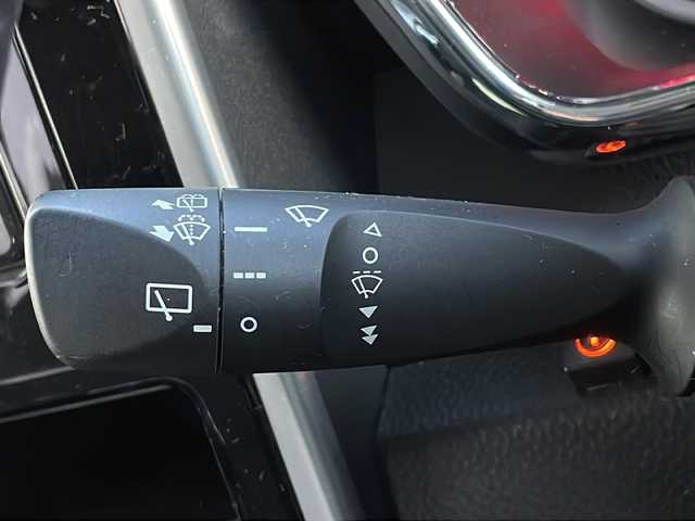 トヨタ タンク カスタムG－T 山口県 2016(平28)年 6.8万km パールホワイトⅢ 純正SDナビ【NSZT-W66T】/・Bluetooth接続/・フルセグTV/・DVD再生機能有/・AM/FM/バックカメラ/ETC/ドライブレコーダー/スマートアシスト/・衝突警報機能/・衝突回避支援ブレーキ機能/・誤発進抑制制御機能/・後方誤発進抑制制御機能/・レーダークルーズコントロール/・車線逸脱警報機能/・先行車発進お知らせ機能/シートヒーター/純正フロアマット/スマートキー/プッシュスタート/スペアキー1本/両側パワースライドドア/純正LEDライト/純正15インチアルミホイール/ドアバイザー/ウィンカーミラー