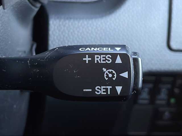 トヨタ タンク カスタムG－T 山口県 2016(平28)年 6.8万km パールホワイトⅢ 純正SDナビ【NSZT-W66T】/・Bluetooth接続/・フルセグTV/・DVD再生機能有/・AM/FM/バックカメラ/ETC/ドライブレコーダー/スマートアシスト/・衝突警報機能/・衝突回避支援ブレーキ機能/・誤発進抑制制御機能/・後方誤発進抑制制御機能/・レーダークルーズコントロール/・車線逸脱警報機能/・先行車発進お知らせ機能/シートヒーター/純正フロアマット/スマートキー/プッシュスタート/スペアキー1本/両側パワースライドドア/純正LEDライト/純正15インチアルミホイール/ドアバイザー/ウィンカーミラー