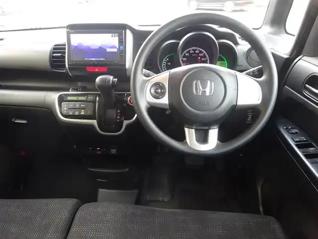 ホンダ Ｎ ＢＯＸ G Lパッケージ 静岡県 2016(平28)年 10万km プレミアムホワイトパールⅡ ワンオーナー/禁煙車/Gathers SDナビ：VXM-174VFXi/（SD/CD/DVD/フルセグ/AM/FM)/ビルトインETC/ステアリングリモコン/電動格納ミラー（ウィンカー付き）/片側パワースライドドア/スマートキー/プッシュスタート/シートバックテーブル/後席サンシェード/バックカメラ/純正フロアマット・バイザー/スペアキー/保証書・取扱説明書