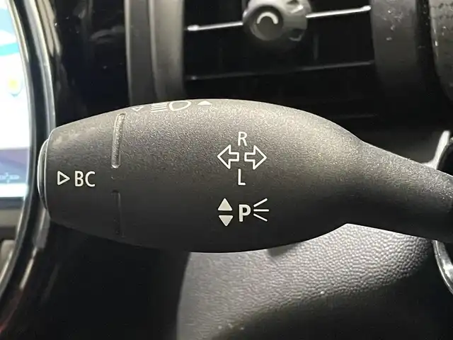 ＭＩＮＩ ＢＭＷ ミニ クーパー 熊本県 2014(平26)年 5.6万km ムーンウォークグレーメタリック ・スマートキー/・プッシュスタート/・純正HDDナビ/　【Bluetooth・USB・MSV】/・社外フルセグTV/・バックカメラ/・ETC/・ドライブレコーダー(前後録画)/・LEDヘッドランプ/・LEDフォグランプ/・純正マット