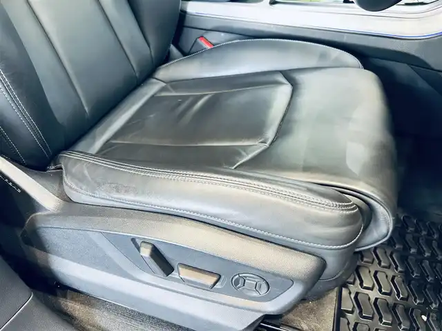 アウディ Ｑ７ 45 Sラインリミテッド 大阪府 2020(令2)年 4.2万km デイトナグレーパールエフェクト バーチャルコックピット/黒革/パワーシート/シートヒーター/Dシートメモリ/純正ナビ/TV/360度カメラ/applecarplay/ACC/サイドアシスト/電動リアゲート/電動格納サードシート/純正21インチAW/マトリクスLED/パドルシフト/ETC