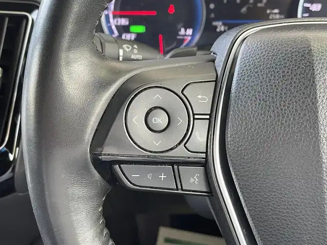トヨタ クラウン ハイブリッド RS 和歌山県 2019(平31)年 18.8万km ホワイトパールクリスタルシャイン 純正ナビ/（AM/FM/DVD/CD/USB/Miracast/フルセグTV/Bluetooth/AUX)/ワンオーナー/プリクラッシュセーフティ/クリアランスソナー/パーキングサポート/ロードサインアシスト/レーンキープアシスト（操舵支援有）/シートヒーター/エアシート/ハンドルヒーター/D/Nパワーシート/電子パーキング/前後ドライブレコーダー/社外レーダー/EV/オートライト/純正アルミホイール/純正フロアマット/保証書/取扱説明書