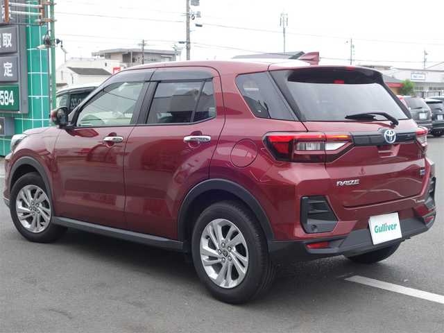 トヨタ ライズ G 静岡県 2025(令7)年 0.3万km ファイアークォーツレッドM ワンオーナー／禁煙車/走行距離2811キロ/車検R10年3月24日/スマートアシスト/　・衝突警報機能/　・衝突回避支援ブレーキ機能/　・ブレーキ制御付誤発進抑制機能/　・車線逸脱警報／車線逸脱抑制制御機能/　・ふらつき警報/　・先行車発進のお知らせ機能/　・標識認識機能/メーカー純正ディスプレイオーディオ/　BT/USB/HDMI/AppleCarPlay／Android audio/パノラミックビューモニター/ビルトインETC/ケンウッド前後ドライブレコーダー/電子パーキング／オートホールド/プッシュスタート／スマートキー/社外フロアマット／ドアバイザー/取扱説明書／保証書