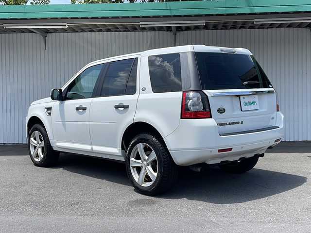 ランドローバー ランドローバー フリーランダー2 3．2 i6 長野県 2012(平24)年 9.6万km 白 ４WD/ブラックレザーシート/社外18インチアルミ/プッシュスタートエンジン/純正CD/アルパインスピーカー