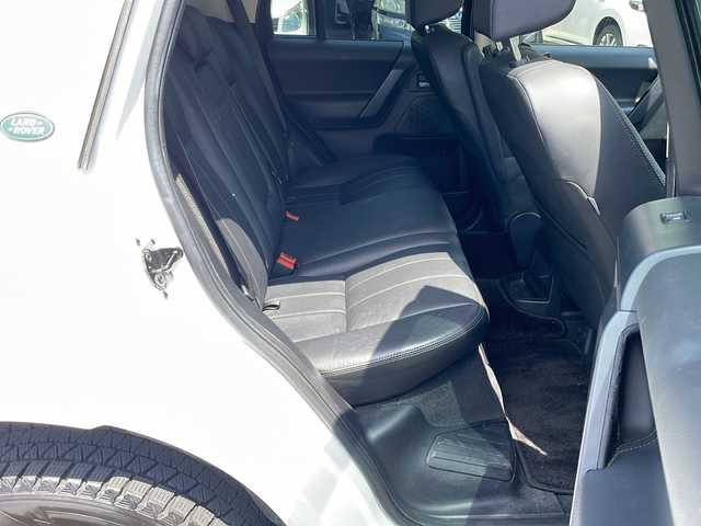 ランドローバー ランドローバー フリーランダー2 3．2 i6 長野県 2012(平24)年 9.6万km 白 ４WD/ブラックレザーシート/社外18インチアルミ/プッシュスタートエンジン/純正CD/アルパインスピーカー