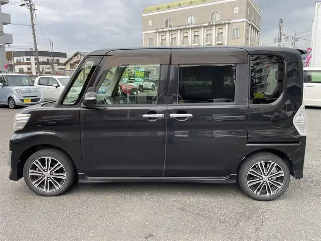 ダイハツ タント カスタム RS SA 静岡県 2014(平26)年 7.9万km ブラックマイカメタリック ワンオーナー/純正SDナビ・フルセグTV/DVD/CD/USB/SD/Bluetooth/バックカメラ/両側パワースライド/スマートアシスト（衝突回避支援システム）/・低速域衝突回避支援ブレーキ機能/・誤発進抑制制御機能/・先行車発進お知らせ機能/・VSC/・TRC/純正エアロ/純正15インチAW/LEDライト/スマートキー/スペアキー/プッシュスタート/新車時保証書/取扱説明書