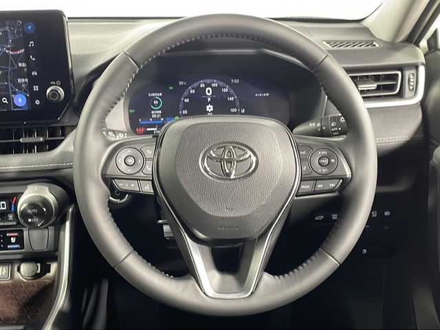 トヨタ ＲＡＶ４ ハイブリットG 広島県 2024(令6)年 2.1万km プラチナホワイトパールマイカ パノラマムーンルーフ/モデリスタフルエアロ/純正10.5型ディスプレイオーディオ（AppleCarPlay/AndroidAuto/フルセグTV）/パノラミックビューモニター/ブラック合皮シート/パワーシート/シートヒーター/ベンチレーション/パワーバックドア/ステアリングヒーター/ブラインドスポットモニター/クリアランスソナー/パーキングサポートブレーキ/セーフティセンス/・プリクラッシュセーフティ/・レーントレーシングアシスト/・オートマチックハイビーム/・レーダークルーズコントロール/LEDヘッドランプ/純正18インチAW/ETC2.0/USB入力端子