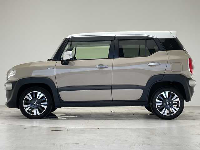 スズキ クロスビー HYBRID MZ 愛知県 2023(令5)年 2万km キャラバンアイボリーパールメタリック/ホワイト 2トーンルーフ ディズプレイオーディオ　ナビ機能なし/レーダークルーズコントロール/シートヒーター/バックカメラ/コーナーセンサー/純正アルミホイール/LEDヘッドライト/パドルシフト/レーダークルーズコントロール/オートマチックハイビーム/ドライブレコーダー/ETC/衝突軽減システム/CD DVD/Bluetooth/ステアリングスイッチ/スマートキー/プッシュスタート