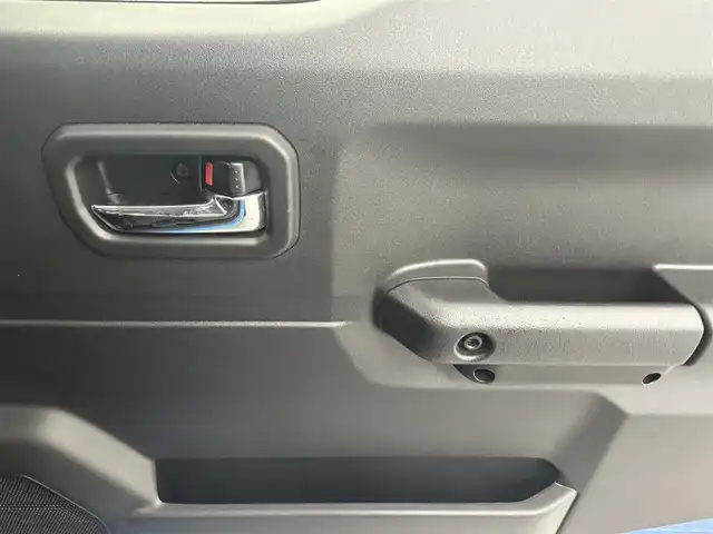 スズキ ジムニー XC 熊本県 2022(令4)年 2.9万km ブリスクブルーメタリック/ブラック2トーンルーフ 社外マフラー　/社外テール　/社外ナビSL3122NV（ＣＤ・ＤＶＤ・フルセグ・ＢＴ・ＳＤ）/ミラー型社外前後ドライブレコーダー　/ＥＴＣ　/前席シートヒーター　/クルーズコントロール/スズキセーフティサポート/・デュアルセンサーブレーキサポート/・誤発進制御機能/・車線逸脱警報機能/・ふらつき警報機能/・ハイビームアシスト/・先行車発進お知らせ機能/・標識認識システム/横滑り防止/ダウンヒルアシスト/アイドリングストップ/純正フロアマット/WORK16インチAW/オートライト/LEDヘッドライト/フォグランプ/スマートキー/プッシュスタート/スペアキー1本/保証書/取扱説明書