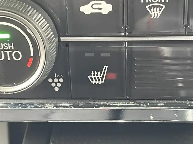 ホンダ Ｎ ＢＯＸ カスタム G L ホンダセンシング 東京都 2020(令2)年 3万km クリスタルブラックパール ケンウッドナビ/フルセグＴＶ　　/ビルトインＥＴＣ　/シートヒーター　/ＬＥＤオートライト　/フォグランプ /Bluetooth　/追従クルコン　/エアバックダブルサイド　/ＬＥＤオートライト　/ＵＳＢ/片側パワースライドドア