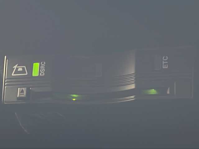 メルセデス・ベンツ Ｓ５６０Ｌ AMGライン 兵庫県 2017(平29)年 2.5万km ダイヤモンドホワイト 保証書・取説・有/純正メモリーナビ・フルセグ・BT・CD・DVD・FM・AM・Applecarplay・androidauto/ETC/前後ドライブレコーダー/バックカメラ/全周囲カメラ/追尾機能付きクルーズコントロール/車線逸脱防止支援システム/衝突被害軽減ブレーキ/クリアランスソナー/ロードサインアシスト/ショーファーパッケージ/ショーファーポジションスイッチ/イージーアジャストラグジュアリーヘッドレスト/フットレスト付エグゼクティブシート/後席シートヒーター/ステアリングヒーター/アームレストヒーター/リラクゼーション機能付きマルチコントロールシートバック/電動ブラインド/リアエンターテインメントシステム/ヘッドフォン/COMANDリモートコントロール/シートヒーター・シートクーラー/アイドリングストップ/レーンチェンジアシスト/サンルーフ/前席パワーシート/ワイヤレス充電/電動パーキングブレーキ/エアーサスペンション/パワートランクゲート/リアサンシェード/プッシュスタート/スマートキー×2/純正フロアマット