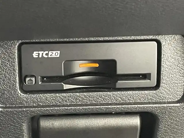 日産 オーラ ニスモ 愛知県 2022(令4)年 4.5万km スーパーブラック 純正９型ナビ　全方位カメラ　プロパイロット　禁煙車　デジタルインナーミラー　ＢＳＭ　ＨＤＭＩ　ワイヤレス充電　ＥＴＣ２．０　オーラ専用シート　シートヒーター　ハンドルヒーター　衝突軽減　追従クルコン