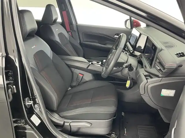 日産 オーラ ニスモ 愛知県 2022(令4)年 4.5万km スーパーブラック 純正９型ナビ　全方位カメラ　プロパイロット　禁煙車　デジタルインナーミラー　ＢＳＭ　ＨＤＭＩ　ワイヤレス充電　ＥＴＣ２．０　オーラ専用シート　シートヒーター　ハンドルヒーター　衝突軽減　追従クルコン