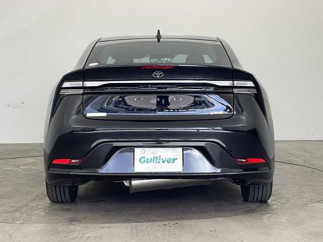 トヨタ プリウス Z 兵庫県 2024(令6)年 0.3万km アティチュードブラックマイカ ・12.3インチディスプレイオーディオplus/TV/USB/Bluetooth/・パノラミックビューモニター/・ビルトインETC2.0/・Toyota　Safety　Sense/・プリクラッシュセーフティ/・緊急操舵支援/・フロントクロストラフィックアラート/・レーンチェンジングアシスト/・レーントレーシングアシスト/・レーンディパーチャーアラート/・レーダークルーズコントロール/・アダプティブハイビームシステム/・ロードサインアシスト/・ドライバー異常対応システム/・プロアクティブドライビングアシスト/・先行車発進告知機能/・ブラインドスポットモニター/・前後ドライブレコーダー/・アドバンストパーク/・パーキングブレーキサポート/・デジタルインナーミラー/・AC100V1500W電源/・合成皮革シート/・運転席パワーシート/・前席シートヒーター/・前席シートベンチレーション/・プッシュスタート/・スマートキー