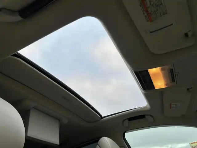 レクサス ＬＳ 600h バージョンU Iパック 広島県 2007(平19)年 9.9万km ブラックオパールマイカ ワンオーナー/純正HDDナビ/（フルセグTV/CD/MD/DVD）/バックカメラ/フリップダウンモニター/マークレビンソン/クルーズコントロール（追従走行・有り）/サンルーフ/電動サンシェード/シートヒーター・エアシート（全席）/イージードアクローザー/ドアバイザー/プッシュスタート/パワーバックドア/LEDヘッドライト/ビルドインETC