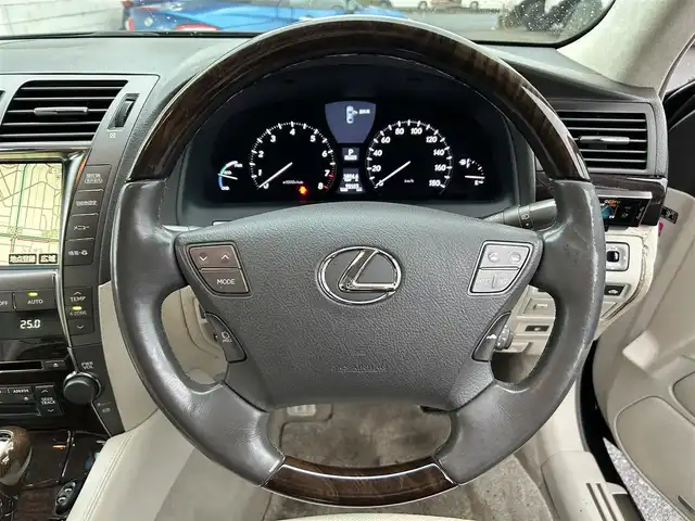 レクサス ＬＳ 600h バージョンU Iパック 広島県 2007(平19)年 9.9万km ブラックオパールマイカ ワンオーナー/純正HDDナビ/（フルセグTV/CD/MD/DVD）/バックカメラ/フリップダウンモニター/マークレビンソン/クルーズコントロール（追従走行・有り）/サンルーフ/電動サンシェード/シートヒーター・エアシート（全席）/イージードアクローザー/ドアバイザー/プッシュスタート/パワーバックドア/LEDヘッドライト/ビルドインETC