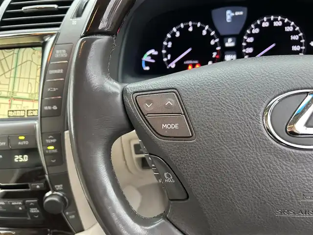 レクサス ＬＳ 600h バージョンU Iパック 広島県 2007(平19)年 9.9万km ブラックオパールマイカ ワンオーナー/純正HDDナビ/（フルセグTV/CD/MD/DVD）/バックカメラ/フリップダウンモニター/マークレビンソン/クルーズコントロール（追従走行・有り）/サンルーフ/電動サンシェード/シートヒーター・エアシート（全席）/イージードアクローザー/ドアバイザー/プッシュスタート/パワーバックドア/LEDヘッドライト/ビルドインETC