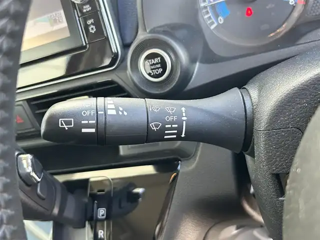 日産 デイズ ハイウェイスターX 静岡県 2020(令2)年 2.7万km スパークリングレッド/ブラック ～インテリジェントエマージェンシーブレーキ～/・車線逸脱警報/・踏み間違い衝突防止アシスト/・車線逸脱防止支援システム/純正9型SDナビ/（CD/DVD/FM/AM/フルセグ/BT)/ワンオーナー/アラウンドビューモニター/LEDヘッドライト/ハイビームアシスト/アドバンスドライブアシストディスプレイ/14.2インチTFTカラー/ブラックルーフ・同色（ブラック）ドアミラー/フォグランプ/155/65/R14インチ5本ツインスポークAW/ブラック革巻きステアリング/バニティミラー/インテリジェントキー/プッシュスタート/足踏式パーキングブレーキ/オートエアコン/ステアリングスイッチ/SRSエアバッグ(D席/N席/サイド/カーテン）/ABS/電動格納ミラー/ウィンカーミラー/純正フロアマット/スペアキー1本/保証書/取扱説明書