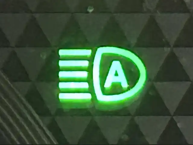 日産 デイズ ハイウェイスターX 静岡県 2020(令2)年 2.7万km スパークリングレッド/ブラック ～インテリジェントエマージェンシーブレーキ～/・車線逸脱警報/・踏み間違い衝突防止アシスト/・車線逸脱防止支援システム/純正9型SDナビ/（CD/DVD/FM/AM/フルセグ/BT)/ワンオーナー/アラウンドビューモニター/LEDヘッドライト/ハイビームアシスト/アドバンスドライブアシストディスプレイ/14.2インチTFTカラー/ブラックルーフ・同色（ブラック）ドアミラー/フォグランプ/155/65/R14インチ5本ツインスポークAW/ブラック革巻きステアリング/バニティミラー/インテリジェントキー/プッシュスタート/足踏式パーキングブレーキ/オートエアコン/ステアリングスイッチ/SRSエアバッグ(D席/N席/サイド/カーテン）/ABS/電動格納ミラー/ウィンカーミラー/純正フロアマット/スペアキー1本/保証書/取扱説明書