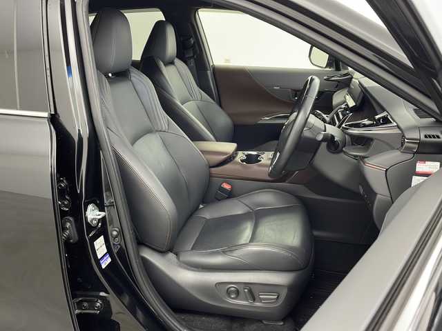 トヨタ ハリアー ハイブリッド Z レザーパッケージ 兵庫県 2020(令2)年 6.1万km プレシャスブラックパール ・ワンオーナー車/・純正ナビ（TV/USB/AUX/BT/MiraCast)/・パノラミックビューモニター/・ＪＢＬブレミアムサウンド/・ビルトインＥＴＣ2.0/・モデリスタエアロ/・トヨタセーフティセンス/・プリクラッシュセーフティ/・レーントレーシングアラート（LTA)/・リヤクロストラフィックアラート（RCTA)/・パーキングサポートブレーキ(PKSB)/・ロードサインアシスト(RSA)/・レーダークルーズコントロール/・ブラインドスポットモニター/・ヘッドアップディスプレイ/・クリアランスソナー/・オートマチックハイビーム/・先行車発進告知/・パワーバックドア/・レザーシート/・前席パワーシート/・前席シートヒーター/・前席エアシート/・ステアリングヒーター/・ドアミラーヒーター/・nanoeX/・デジタルインナーミラー/・LEDライト/・LEDフォグランプ/・スマートキー