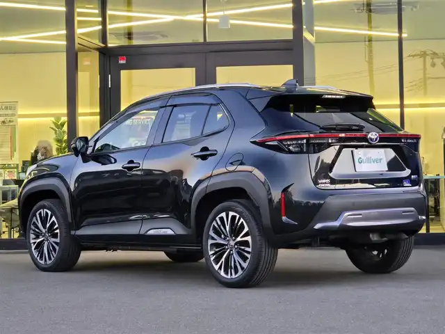 トヨタ ヤリスクロス ハイブリッド Z アドベンチャー 東京都 2023(令5)年 1.7万km ブラックマイカ 純正ディスプレイオーディオ/バックカメラ/ビルトインETC/パワーシート/シートヒーター/ハーフレザーシート/ステアリングヒーター/LEDヘッドライト/スマートキー/Toyota Safety Sense/・プリクラッシュセーフティ/・レーントレーシングアシスト/・レーダークルーズコントロール/・オートマチックハイビーム/・ブラインドスポットモニター/・クリアランスソナー