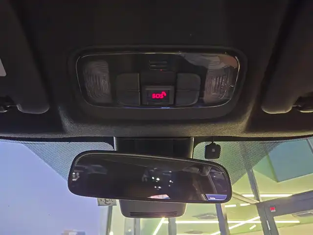 トヨタ ヤリスクロス ハイブリッド Z アドベンチャー 東京都 2023(令5)年 1.7万km ブラックマイカ 純正ディスプレイオーディオ/バックカメラ/ビルトインETC/パワーシート/シートヒーター/ハーフレザーシート/ステアリングヒーター/LEDヘッドライト/スマートキー/Toyota Safety Sense/・プリクラッシュセーフティ/・レーントレーシングアシスト/・レーダークルーズコントロール/・オートマチックハイビーム/・ブラインドスポットモニター/・クリアランスソナー