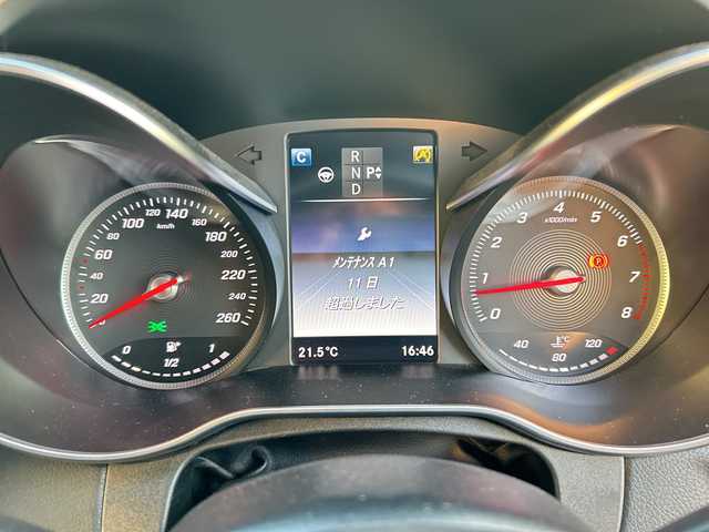 メルセデス・ベンツ Ｃ１８０ クーペ スポーツ+ 宮崎県 2016(平28)年 6.7万km ポーラホワイト AMGスタイリングパッケージ/パノラミックスライティングルーフ/純正ナビ/Bluetooth/フルTV/バックモニター/ETC/本革黒シート/シートメモリー/19インチAW/スマートキー/シートヒーター/電子パーキング/クリアランスソナー