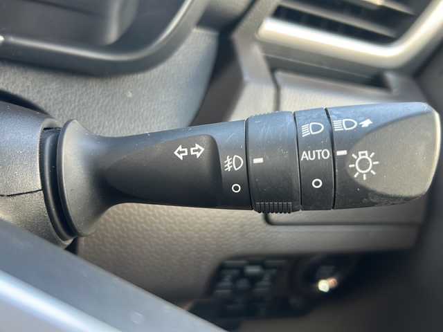 トヨタ ルーミー G 宮崎県 2021(令3)年 3.9万km パールホワイトⅢ 社外ナビ　Ｂｌｕｅｔｏｏｔｈ　バックカメラ　ワンセグＴＶ　両側パワースライドドア　ＥＴＣ　ＣＤチェンジャー　ＬＥＤライト　オートライト　アイドリングストップ　純正フロアマット　パワーステアリング パワーウィンドウ