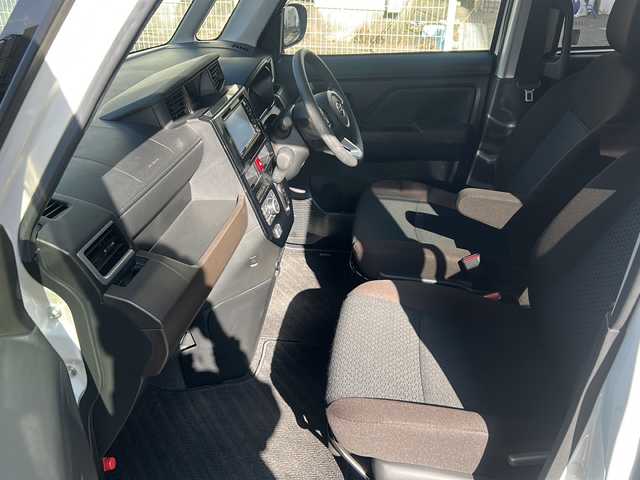 トヨタ ルーミー G 宮崎県 2021(令3)年 3.9万km パールホワイトⅢ 社外ナビ　Ｂｌｕｅｔｏｏｔｈ　バックカメラ　ワンセグＴＶ　両側パワースライドドア　ＥＴＣ　ＣＤチェンジャー　ＬＥＤライト　オートライト　アイドリングストップ　純正フロアマット　パワーステアリング パワーウィンドウ