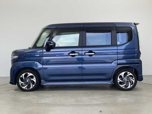 スズキ スペーシア カスタム HYBRID XS 新潟県 2024(令6)年 3.2万km インディゴブルーメタリック ワンオーナー/KENWOODメモリナビ【MDV-D711】/　フルセグTV/Bluetooth/CD/DVD/USB/衝突被害軽減ブレーキ/レーンキープアシスト/レーダークルーズコントロール/ハーフレザーシート/前席シートヒーター/両側パワースライドドア/前後ドライブレコーダー/バックモニター/ビルトインETC/前後コーナーセンサー/オートマチックハイビーム/LEDヘッドライト/オートライト/アイドリングストップ/ステアリングヒーター/レザーステアリング/ステアリングスイッチ