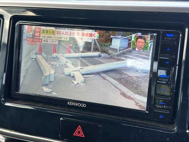 日産 デイズ ルークス ハイウェイスターターボ 茨城県 2014(平26)年 5.9万km ホワイトパール 社外SDナビ/ 【フルセグ/Bluetooth/CD/DVD/AM/FM】/バックカメラ/アラウンドビューモニター/ETC/両側パワースライドドア/純正HIDヘッドライト/フォグライト/純正15インチアルミホイール/取扱説明書/新車時保証書/スペアキー×１