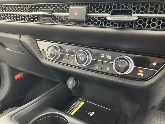 ホンダ ＺＲ－Ｖ ハイブリッド e:HEV Z 茨城県 2023(令5)年 1.7万km クリスタルブラックパール Honda SENSING/BOSEプレミアムサウンドシステム/純正ナビ/ディスプレイオーディオ/全周囲カメラ/フルセグTV/AppleCarPlay/Android Auto/レザーシート/シートヒーター/パワーシート/LEDヘッドライト/アイドリングストップ/オートホールド/電動バックドア/ステアリングヒーター/パドルシフト/ドライブレコーダー/ビルトインETC2.0/置き型充電/純正18インチAW