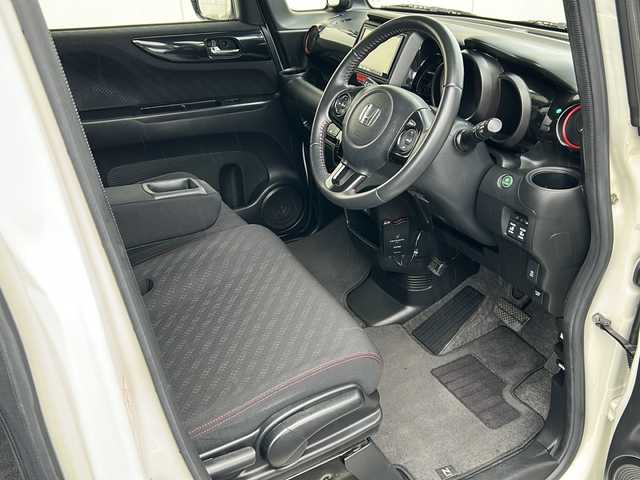 ホンダ Ｎ ＢＯＸ 2トーン カスタム G ターボAパッケージ 埼玉県 2014(平26)年 6.2万km プレミアムホワイトパール (株)IDOMが運営する【じしゃロン熊谷店】の自社ローン専用車両になりますこちらは現金またはオートローンご利用時の価格です。自社ローンご希望の方は別途その旨お申付け下さい/社外ナビ　AVIC-ZH77/（フルセグTV/Bluetooth/CD/DVD/AM/FM/）　/クルーズコントロール/ETC　　/パドルシフト　/バックカメラ/両側パワースライドドア　/純正ＡＷ　/電動格納ミラー/ステアリングスイッチ/純正フロアマット/ドアバイザー/フォグランプ