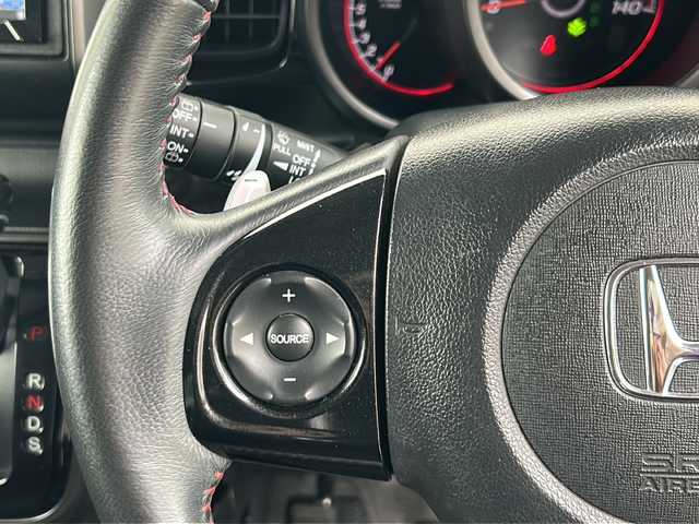 ホンダ Ｎ ＢＯＸ 2トーン カスタム G ターボAパッケージ 埼玉県 2014(平26)年 6.2万km プレミアムホワイトパール (株)IDOMが運営する【じしゃロン熊谷店】の自社ローン専用車両になりますこちらは現金またはオートローンご利用時の価格です。自社ローンご希望の方は別途その旨お申付け下さい/社外ナビ　AVIC-ZH77/（フルセグTV/Bluetooth/CD/DVD/AM/FM/）　/クルーズコントロール/ETC　　/パドルシフト　/バックカメラ/両側パワースライドドア　/純正ＡＷ　/電動格納ミラー/ステアリングスイッチ/純正フロアマット/ドアバイザー/フォグランプ