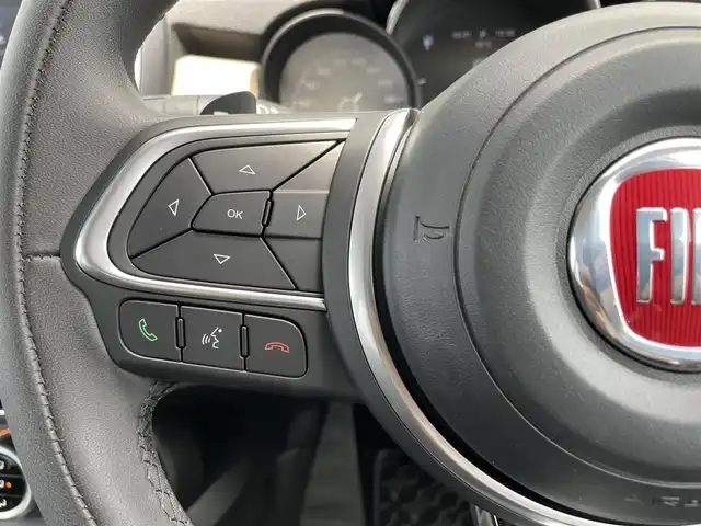 フィアット ５００Ｘ クロス 石川県 2019(令1)年 2.8万km ベージュ ワンオーナー/純正ディスプレイオーディオ/（BT/FM/AM）/黒レザーシート/パワーシート/シートヒーター/パドルシフト/バックカメラ/前後ドライブレコーダー/前後フォグライト/ルーフキャリー/前後コーナーセンサー/純正LEDオートヘッドライト/スペアキー1本/ETC/記録簿