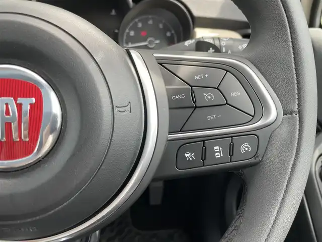 フィアット ５００Ｘ クロス 石川県 2019(令1)年 2.8万km ベージュ ワンオーナー/純正ディスプレイオーディオ/（BT/FM/AM）/黒レザーシート/パワーシート/シートヒーター/パドルシフト/バックカメラ/前後ドライブレコーダー/前後フォグライト/ルーフキャリー/前後コーナーセンサー/純正LEDオートヘッドライト/スペアキー1本/ETC/記録簿