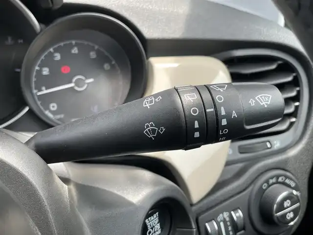 フィアット ５００Ｘ クロス 石川県 2019(令1)年 2.8万km ベージュ ワンオーナー/純正ディスプレイオーディオ/（BT/FM/AM）/黒レザーシート/パワーシート/シートヒーター/パドルシフト/バックカメラ/前後ドライブレコーダー/前後フォグライト/ルーフキャリー/前後コーナーセンサー/純正LEDオートヘッドライト/スペアキー1本/ETC/記録簿